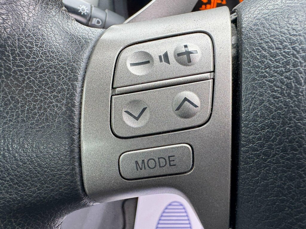 Toyota Auris  Silver #16
