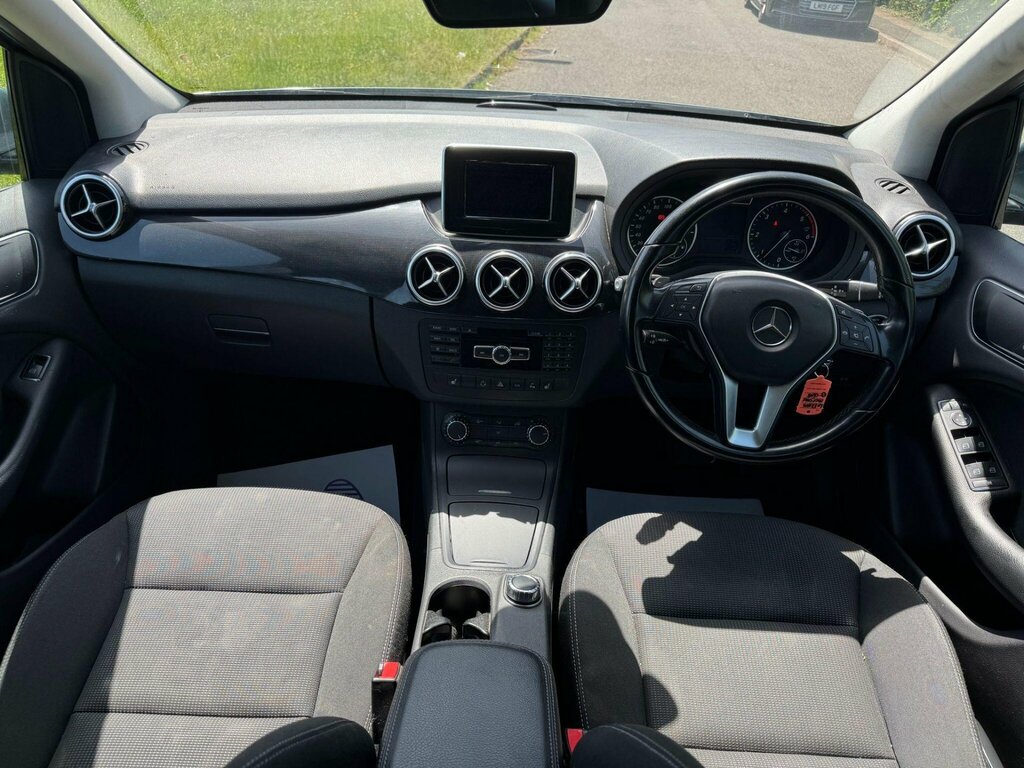 Mercedes-Benz B Class 1.8 B180 Cdi Blueefficiency Red #10