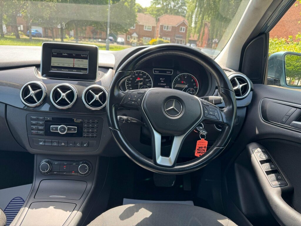 Mercedes-Benz B Class 1.8 B180 Cdi Blueefficiency Red #17