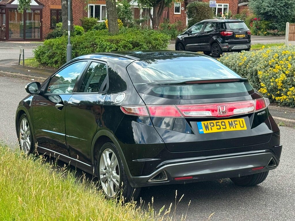 Honda Civic 1.8 I-vtec Es Black #6