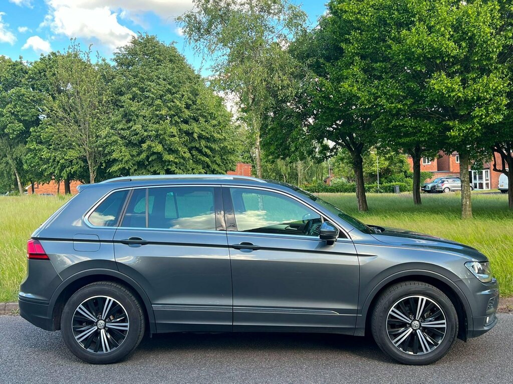 Volkswagen Tiguan 1.5 Tsi Evo Se Navigation Euro 6 Ss Grey #3