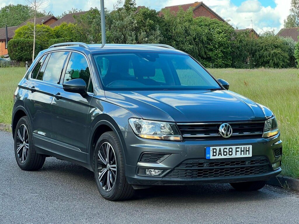 Volkswagen Tiguan 1.5 Tsi Evo Se Navigation Euro 6 Ss Grey