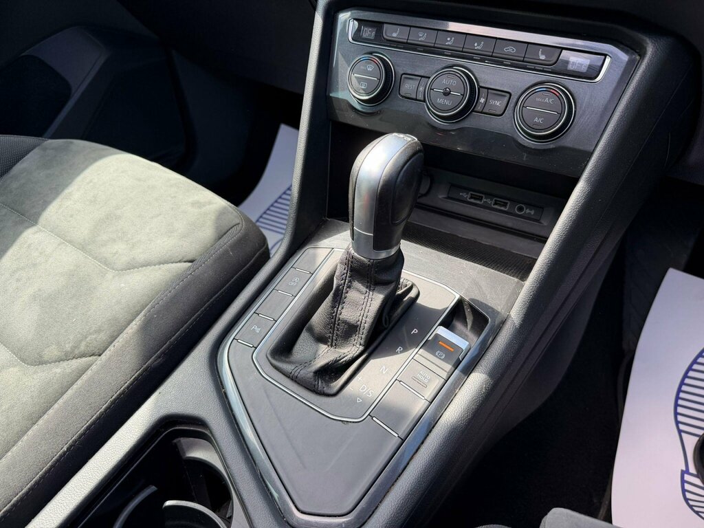Volkswagen Tiguan Se Navigation Tdi Grey #12