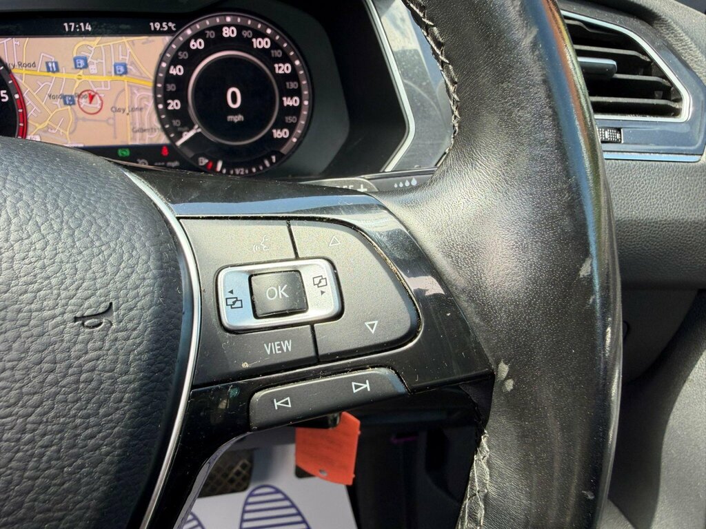 Volkswagen Tiguan Se Navigation Tdi Grey #15