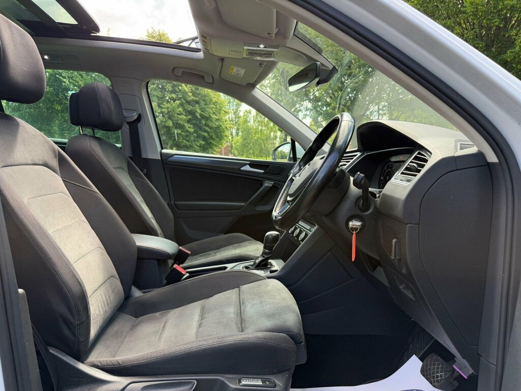 Volkswagen Tiguan Se Navigation Tdi Grey #23
