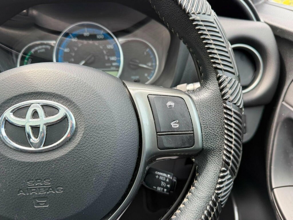 Toyota Yaris Icon Black #25