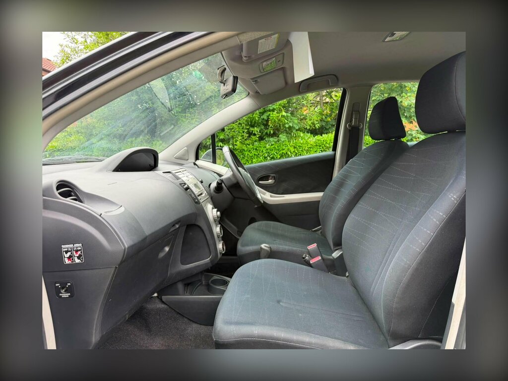 Toyota Yaris 1.3 Tr Multimode Red #21