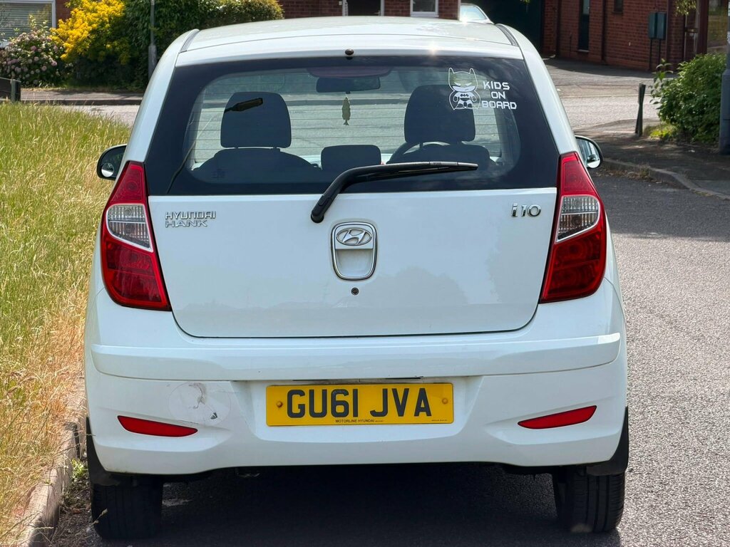 Hyundai I10 Hatchback 1.2 Classic 2011 Red #8