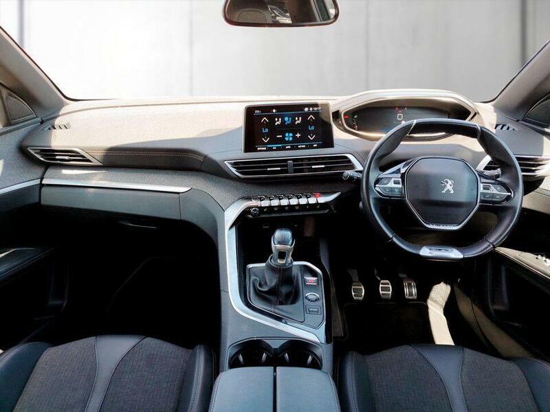 Peugeot 5008 1.2 Puretech Active Green #9