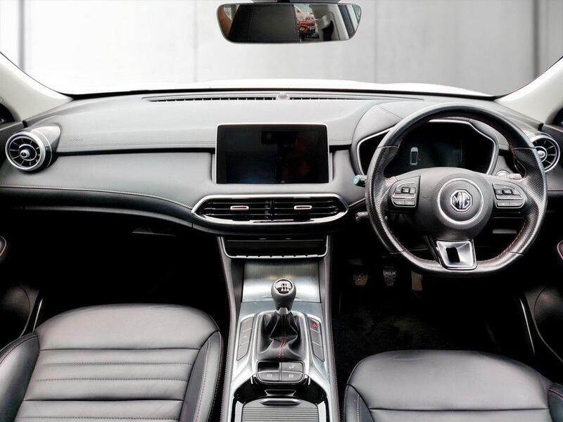 MG HS 1.5 T-gdi Excite Dct  #9