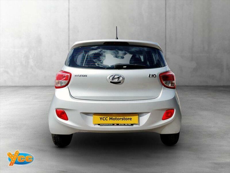 Hyundai I10 1.0 Premium Hatchback Euro 5 66 Silver #6