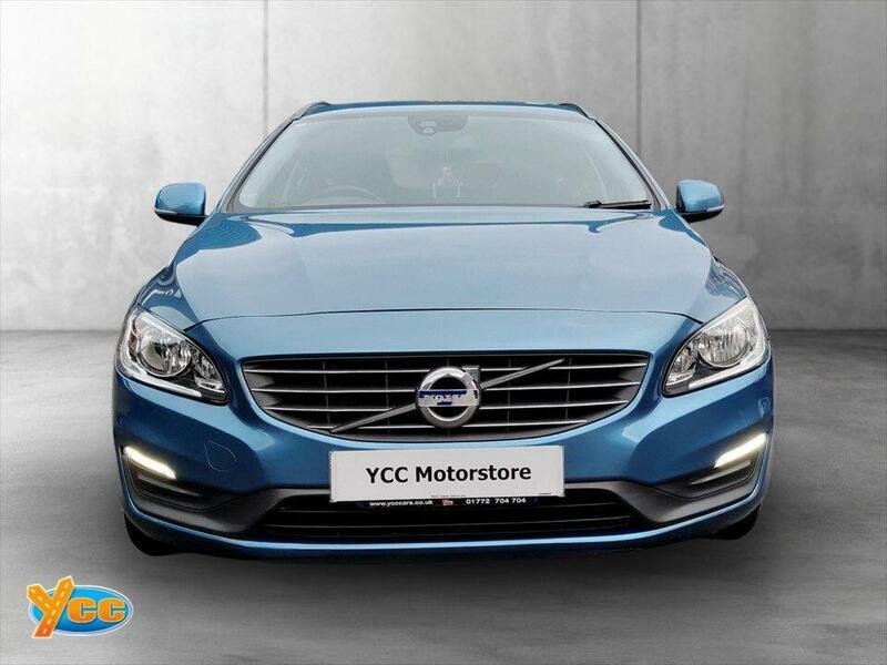 Volvo V60 2.0 D3 Se Estate Euro 5 Ss 1 Blue #2