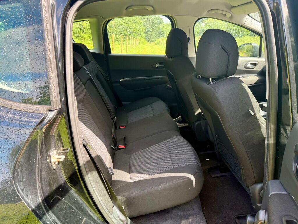 Peugeot 3008 Active Grey #17