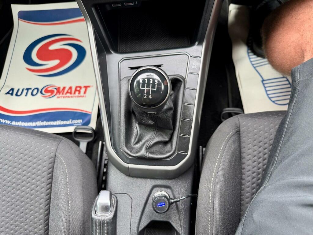 Volkswagen Polo 1.6 Tdi 95 Sel White #32