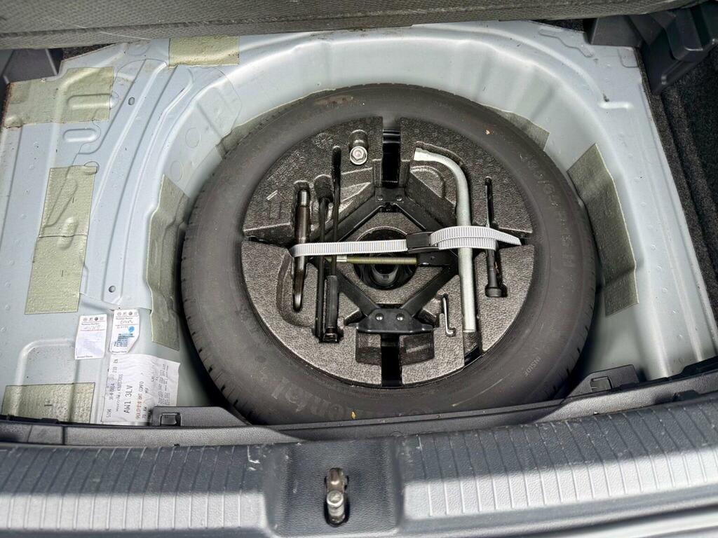 Volkswagen Polo 1.6 Tdi 95 Sel White #24