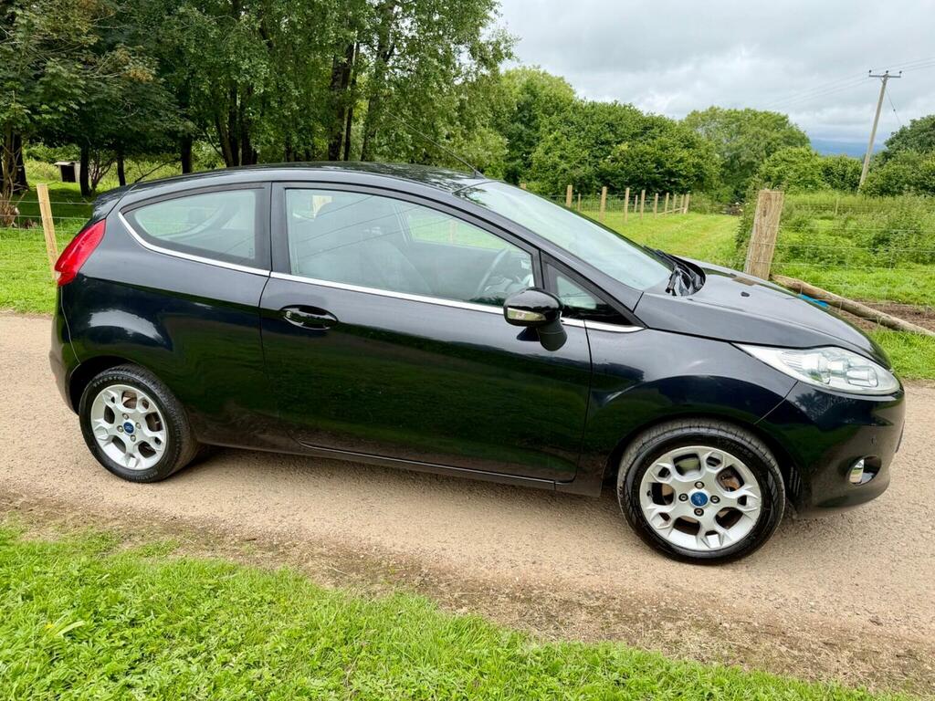 Ford Fiesta 1.25 Zetec Euro 5 2012 Black #4