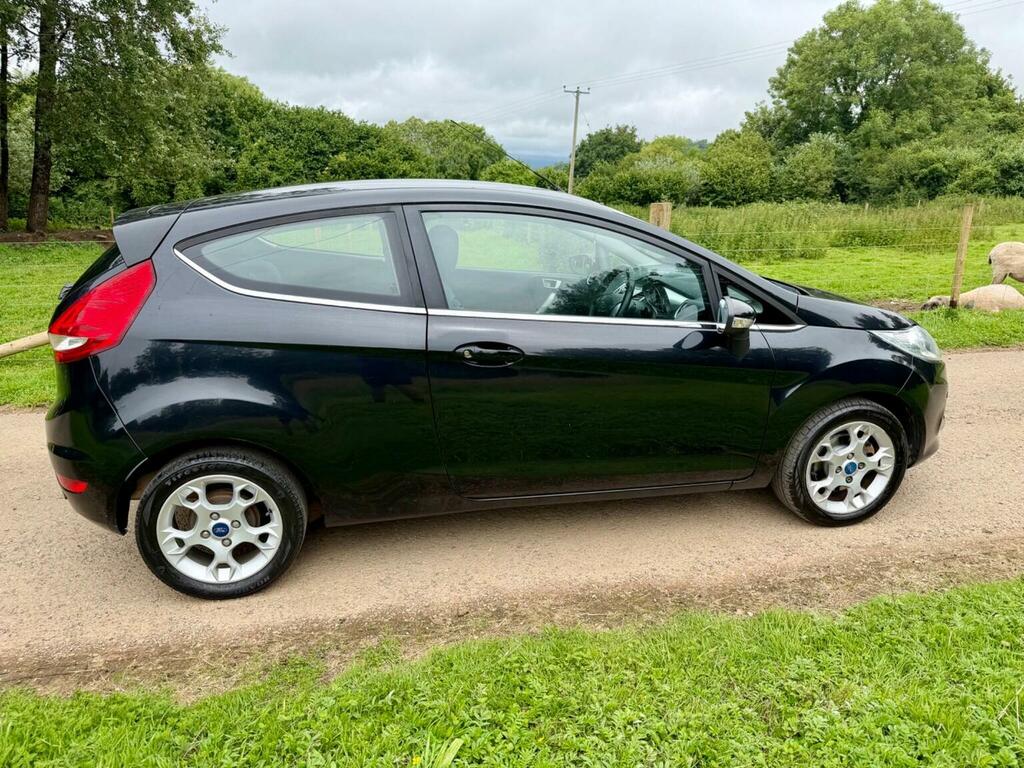 Ford Fiesta 1.25 Zetec Euro 5 2012 Black #6