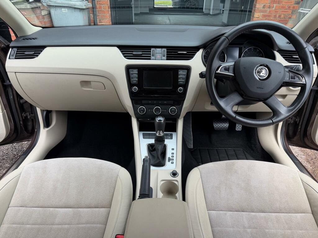 Skoda Octavia Elegance Grey #4