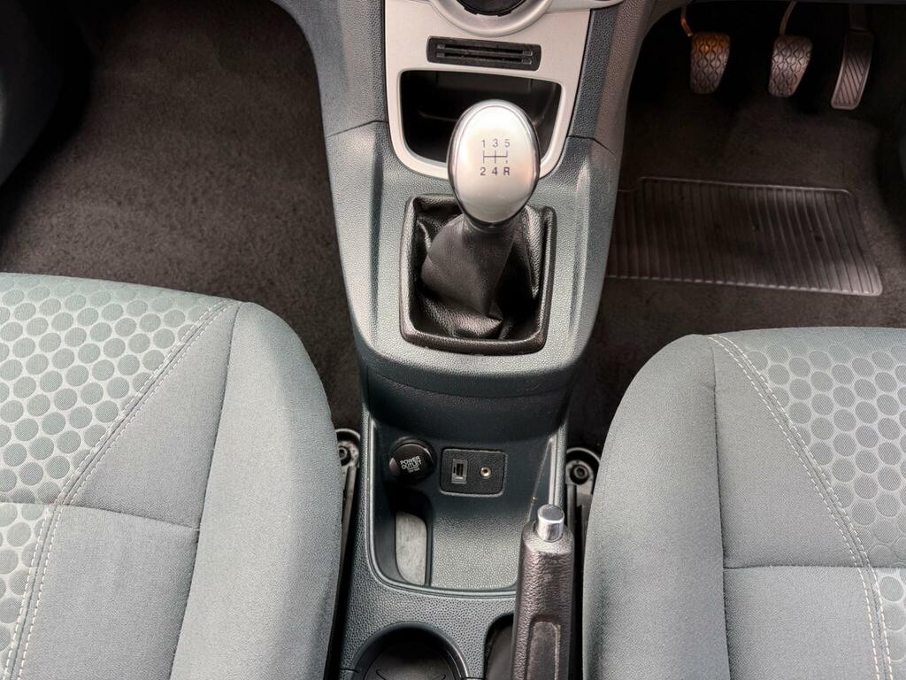 Ford Fiesta Titanium Red #20