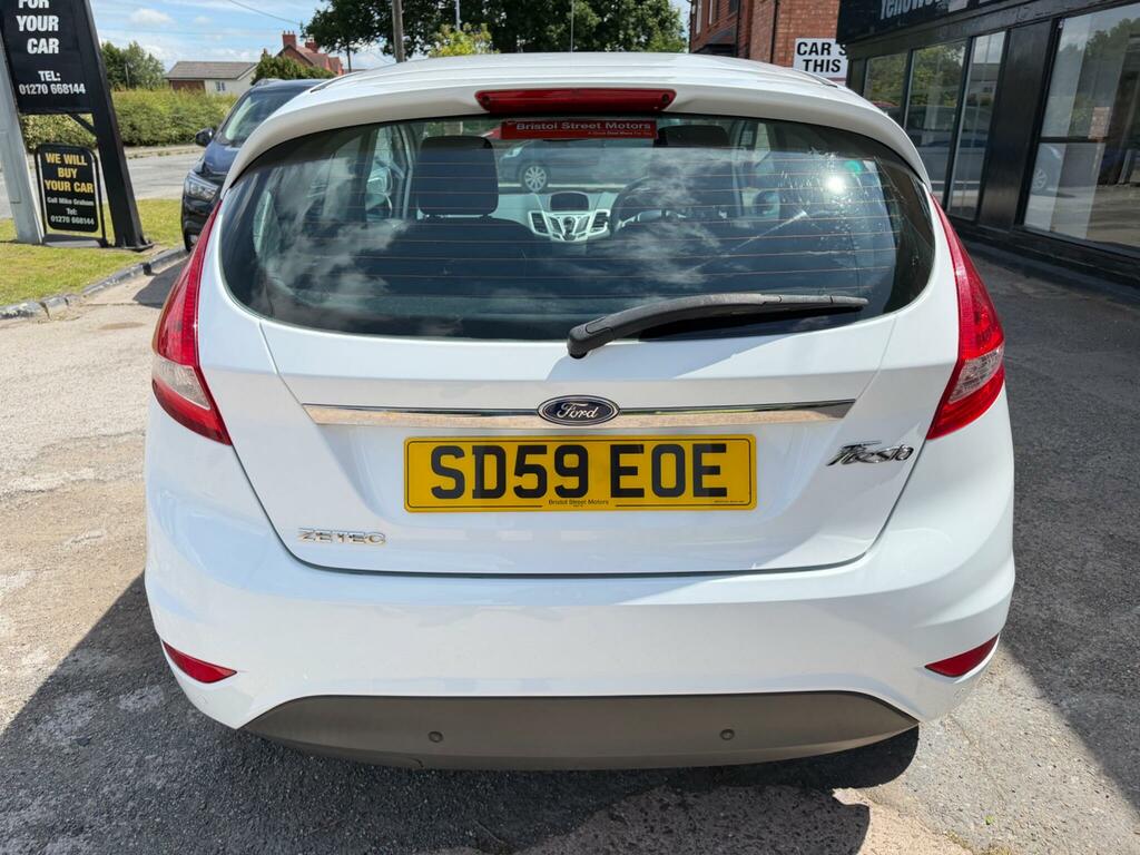 Ford Fiesta Titanium Red #18