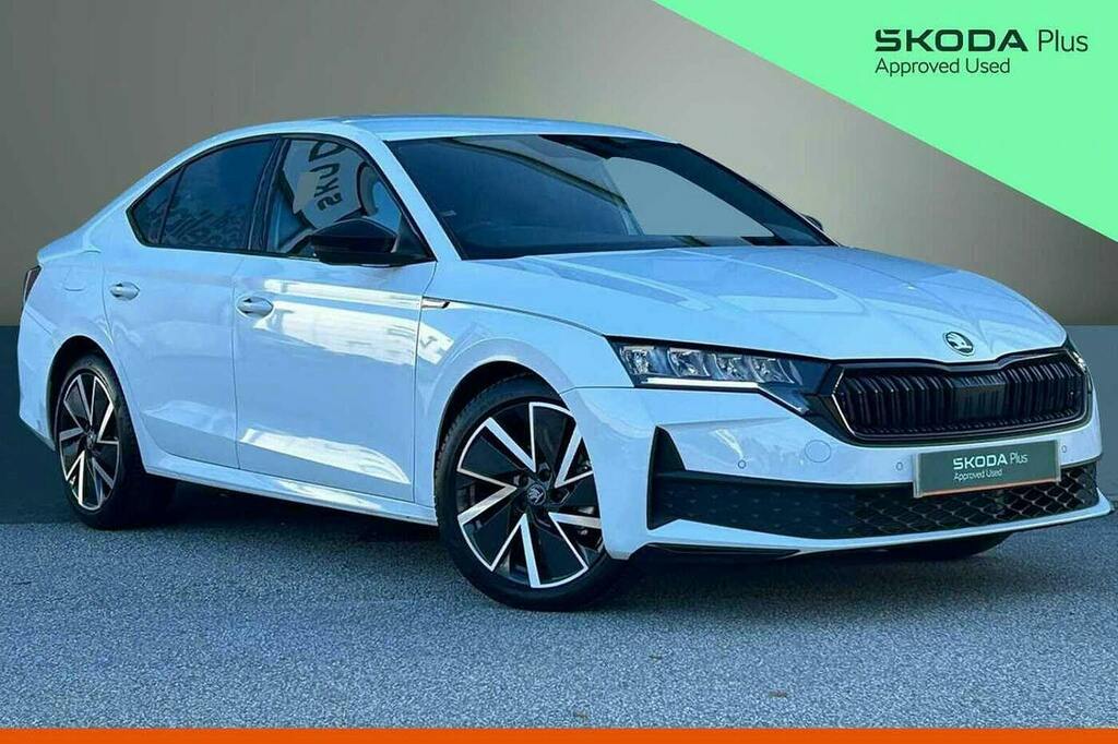 Skoda Octavia 1.5 Tsi E Tec Mhev Act Sportline Hatchback Pet White