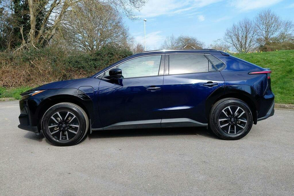 Toyota bZ4X 73.1Kwh Design Suv GV75BXL Blue #6