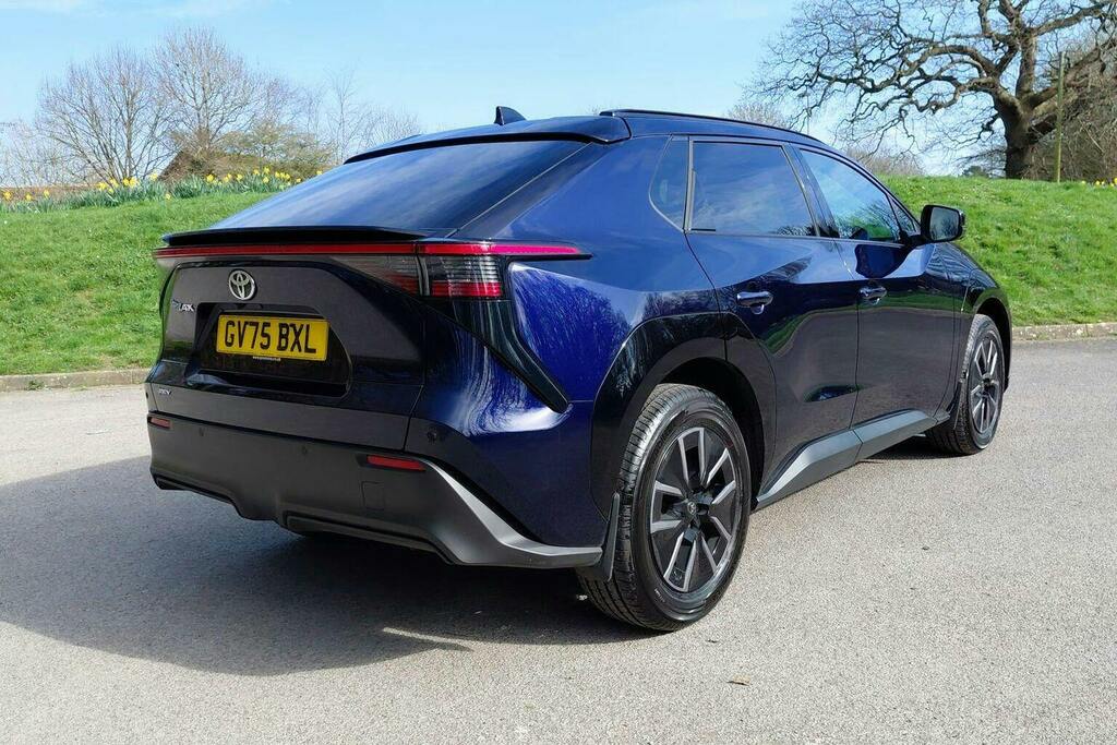 Toyota bZ4X 73.1Kwh Design Suv GV75BXL Blue #3