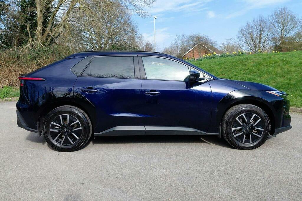 Toyota bZ4X 73.1Kwh Design Suv GV75BXL Blue #2