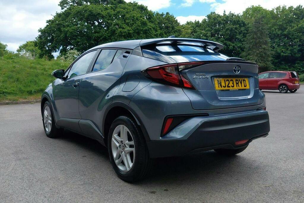 Toyota C-Hr 1.8 Vvt H Icon Suv Hybrid Cvt Grey #4