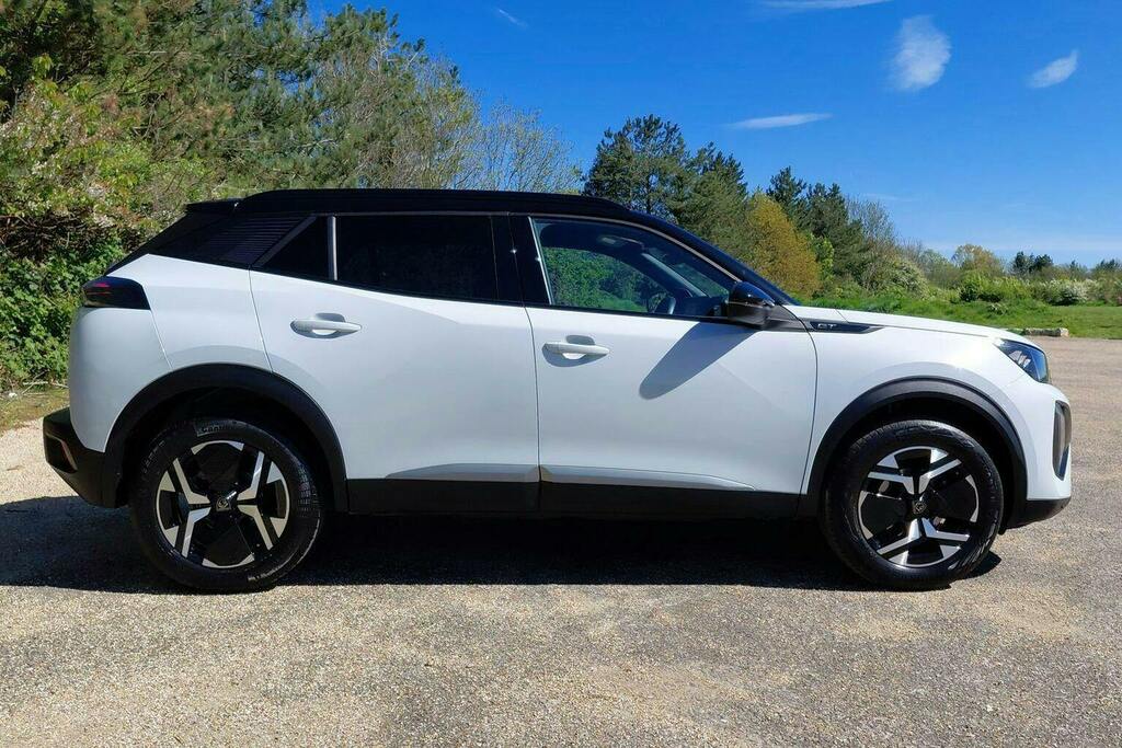 Peugeot 2008 1.2 Puretech Gt Suv Eat GP73HYX White #2