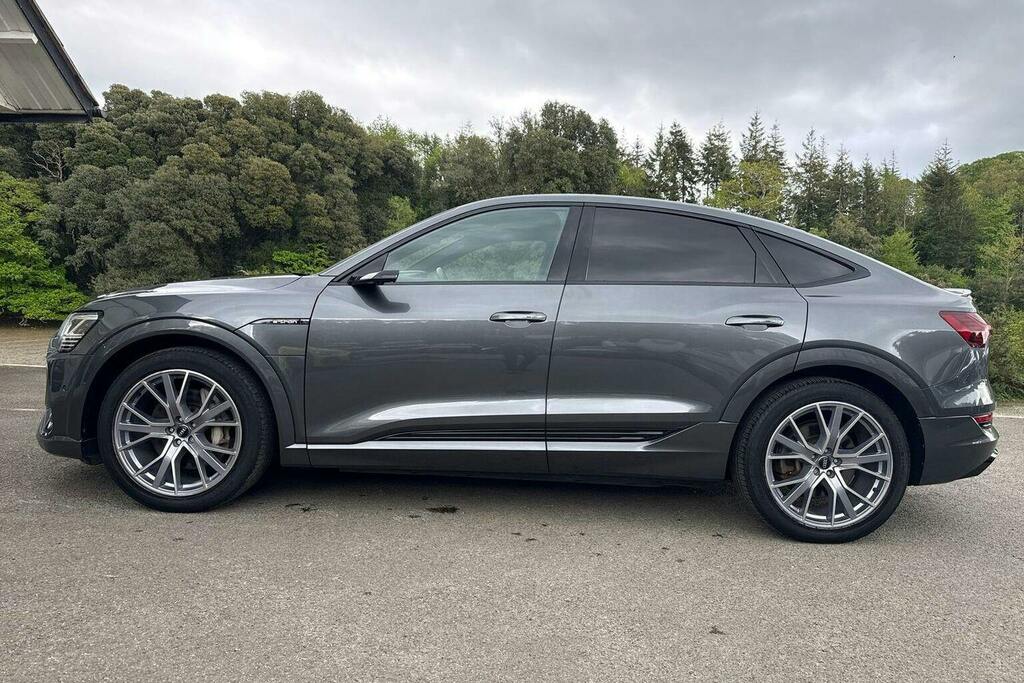 Audi E-tron 55 Launch Edition Sportback Quat GJ70XLA Grey #6