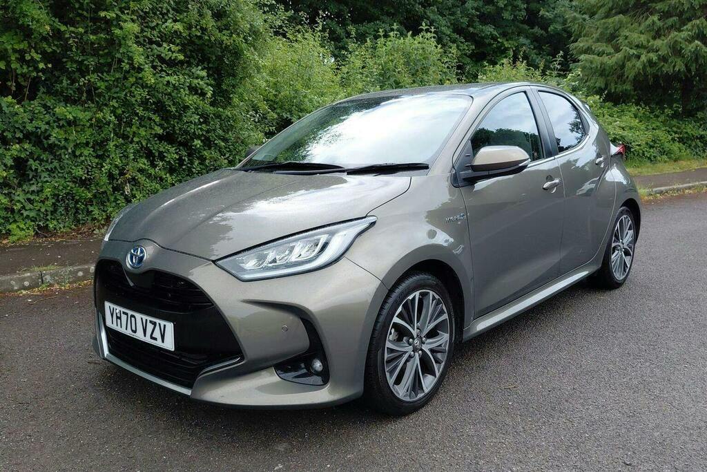 Toyota Yaris 1.5 Vvt H Excel Hatchback Hybrid E Cvt YH70VZV Brown #3
