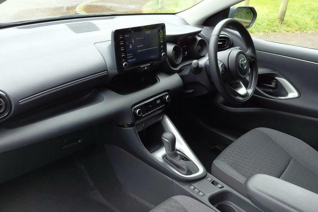 Toyota Yaris 1.5 Vvt H Design Hatchback Hybrid E Cvt Blue #5