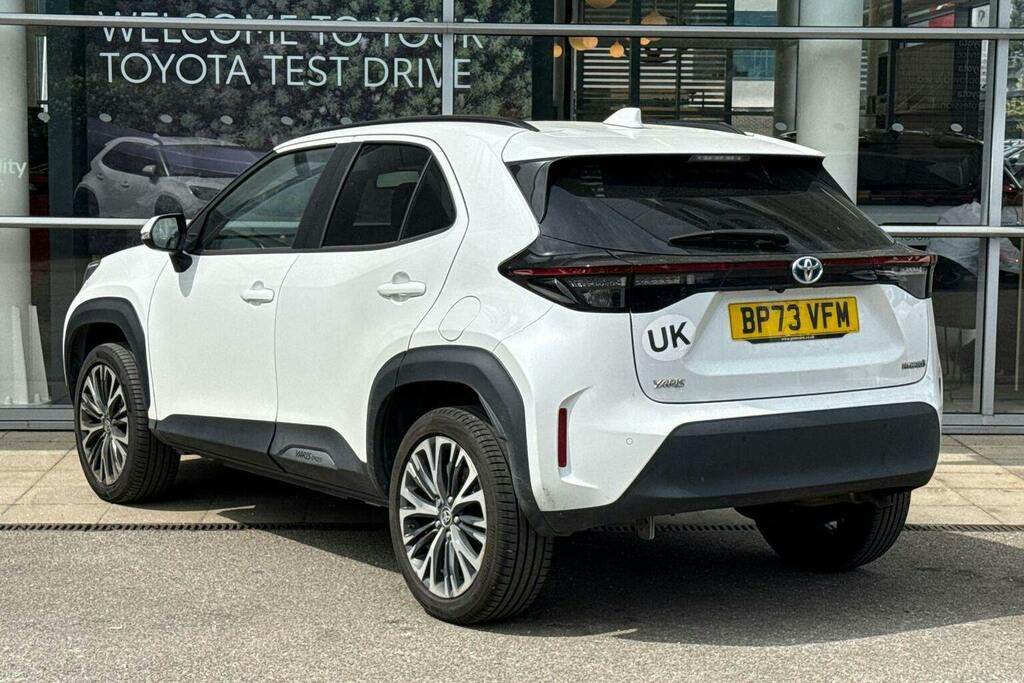 Toyota Yaris Cross 1.5 Vvt H Excel Suv Hybrid E Cvt BP73VFM White #4