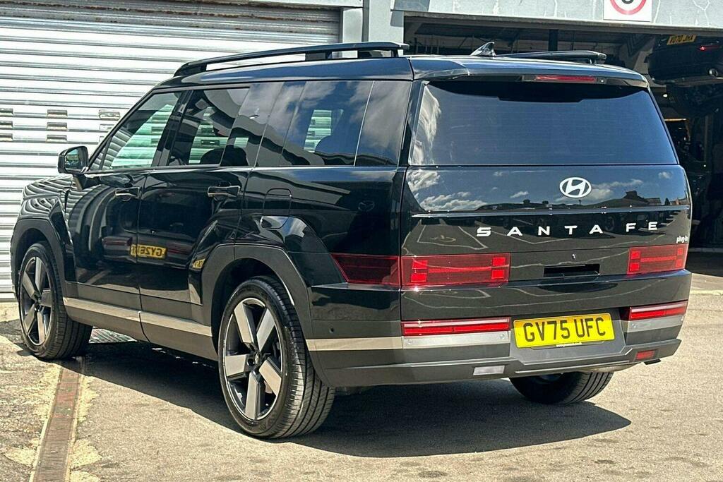 Hyundai Santa Fe 1.6 T Gdi 13.8Kwh Ultimate Suv Plug In Black #5