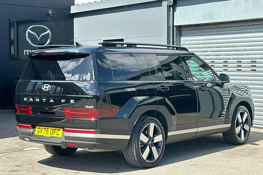 Hyundai Santa Fe 1.6 T Gdi 13.8Kwh Ultimate Suv Plug In Black #3