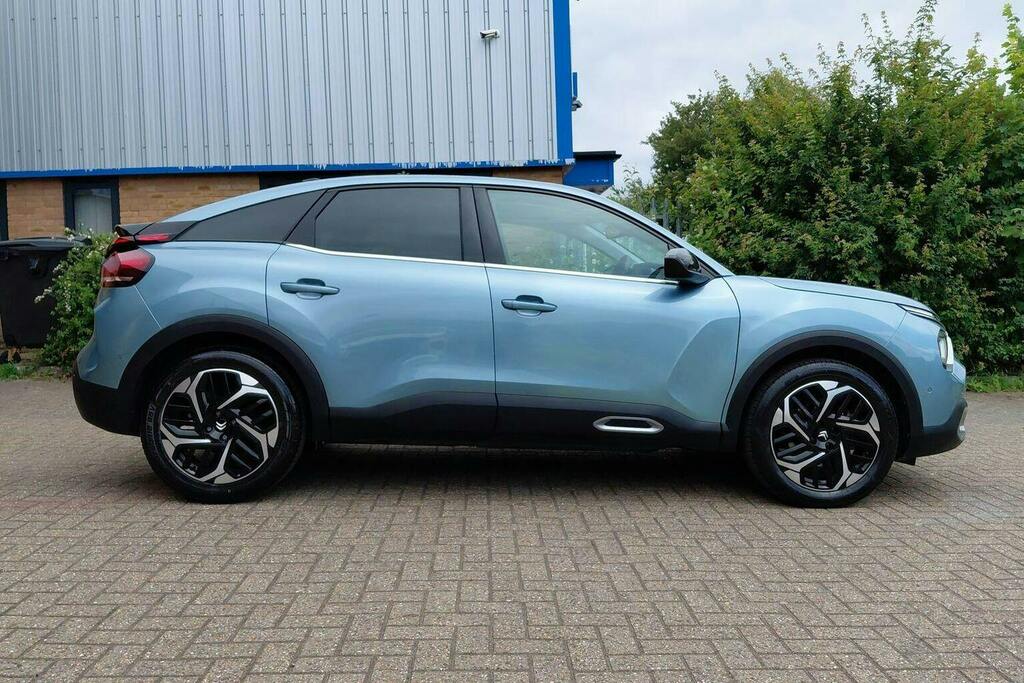 Citroen C4 1.2 Puretech Max Hatchback Eat8 MT24VBU Blue #2