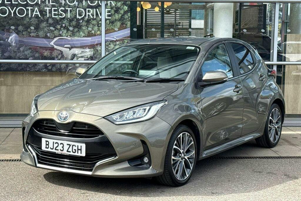 Toyota Yaris 1.5 Vvt H Excel Hatchback Hybrid E Cvt BJ23ZGH Brown #3