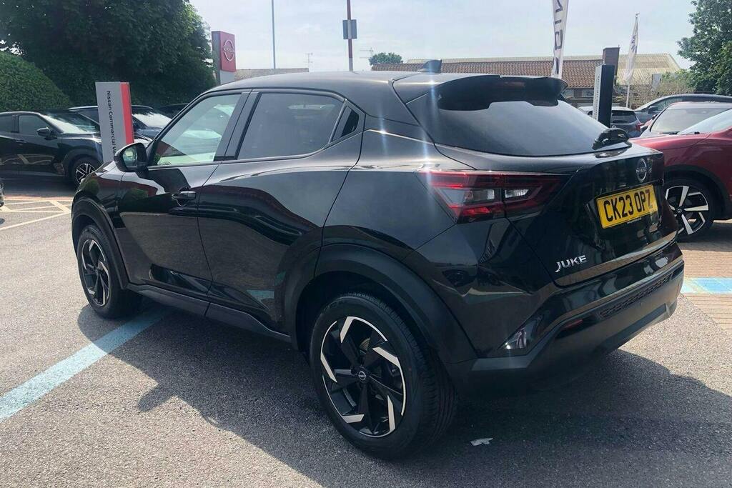 Nissan Juke 1.0 Dig T N Connecta Suv Dct CK23OPZ Black #5