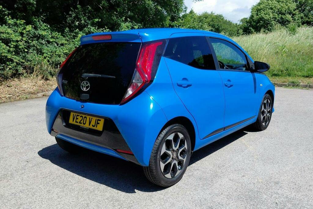 Toyota Aygo 1.0 Vvt I X Trend Hatchback VE20VJF Blue #2