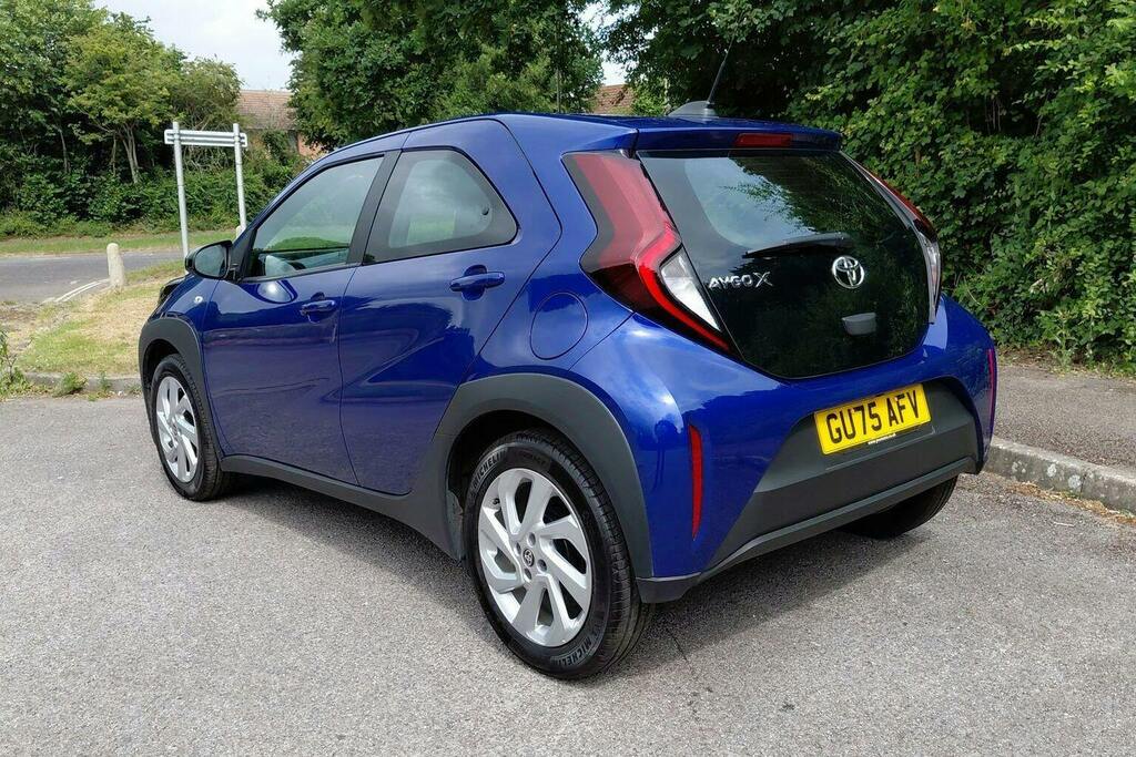 Toyota Aygo X 1.0 Vvt I Pure Hatchback GU75AFV Blue #4