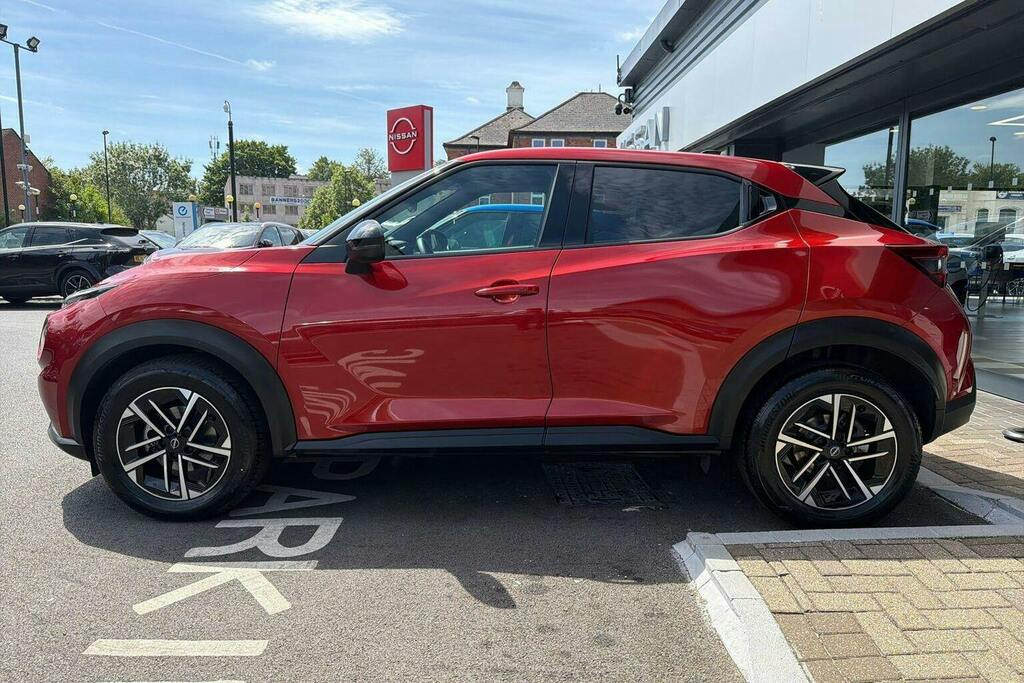 Nissan Juke 1.0 Dig T N Connecta Suv Dct RV74PYY Red #6