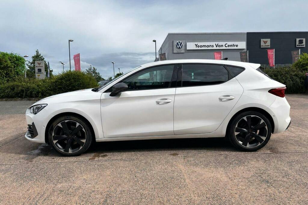 Cupra Leon 1.5 Tsi V1 Hatchback DE24LXO White #6
