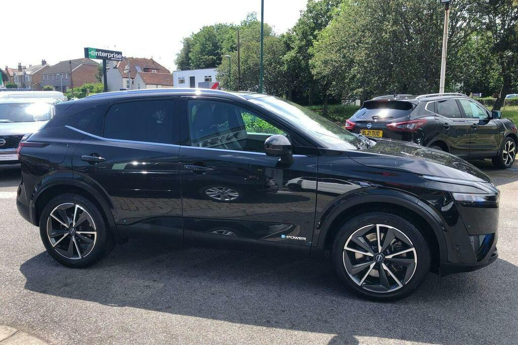 Nissan Qashqai 1.5 H E Power Tekna Suv Hybrid Black #2