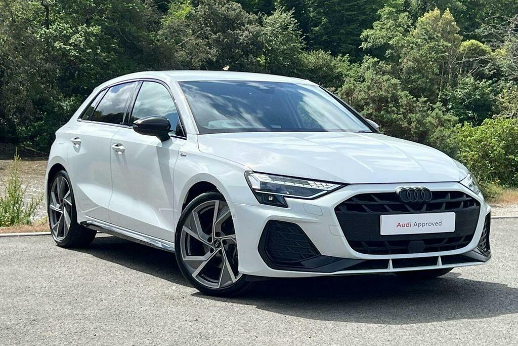 Audi A3 1.5 Tfsi 35 Black Edition Sportback S T White