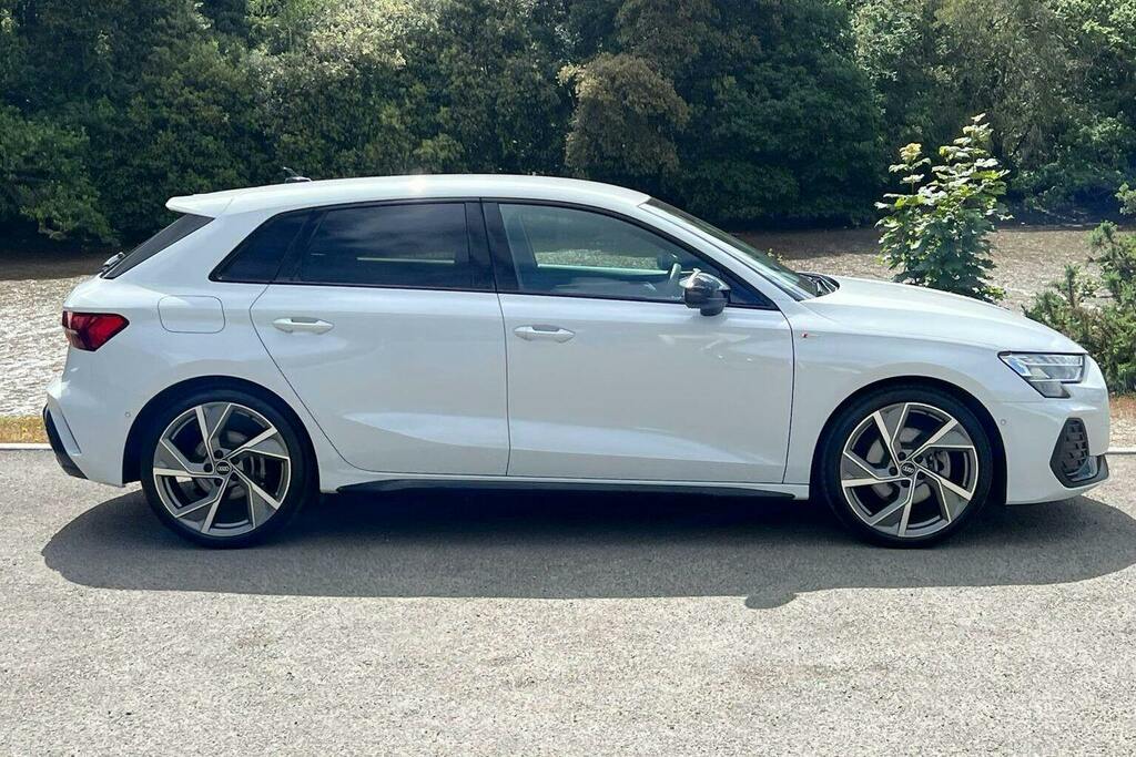 Audi A3 1.5 Tfsi 35 Black Edition Sportback S T WL25DZH White #2