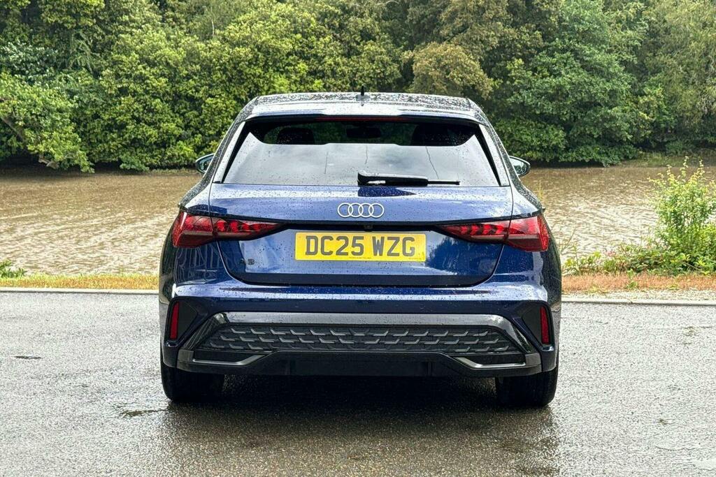Audi A3 1.5 Tfsi S Line Sportback S Tronic DC25WZG Blue #4