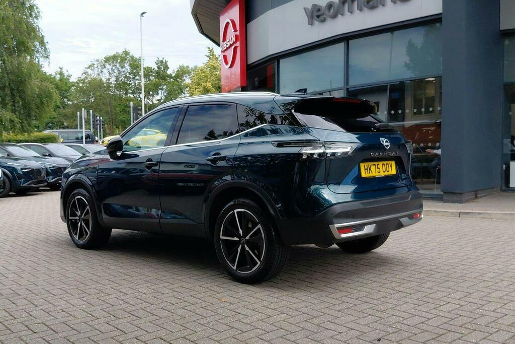Nissan Qashqai 1.3 Dig T Mhev Tekna Suv Hybrid HK75OOY Green #5