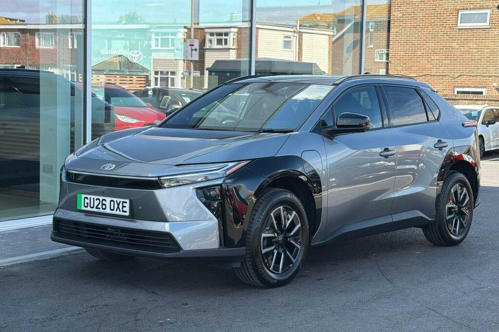 Toyota bZ4X 73.1Kwh Design Suv GU26OXE Silver #3