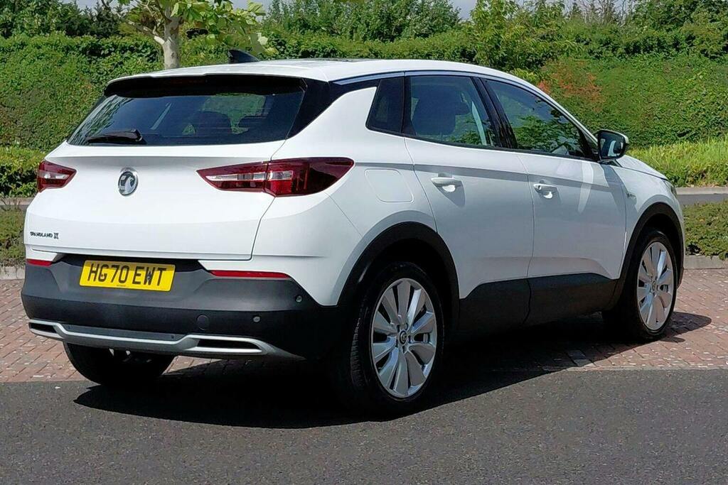 Vauxhall Grandland X 1.2 Turbo Elite Nav Suv 8Spd HG70EWT White #3